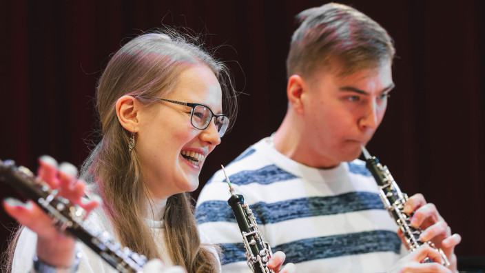 Oboe-soittajat musisoivat yhdessä.